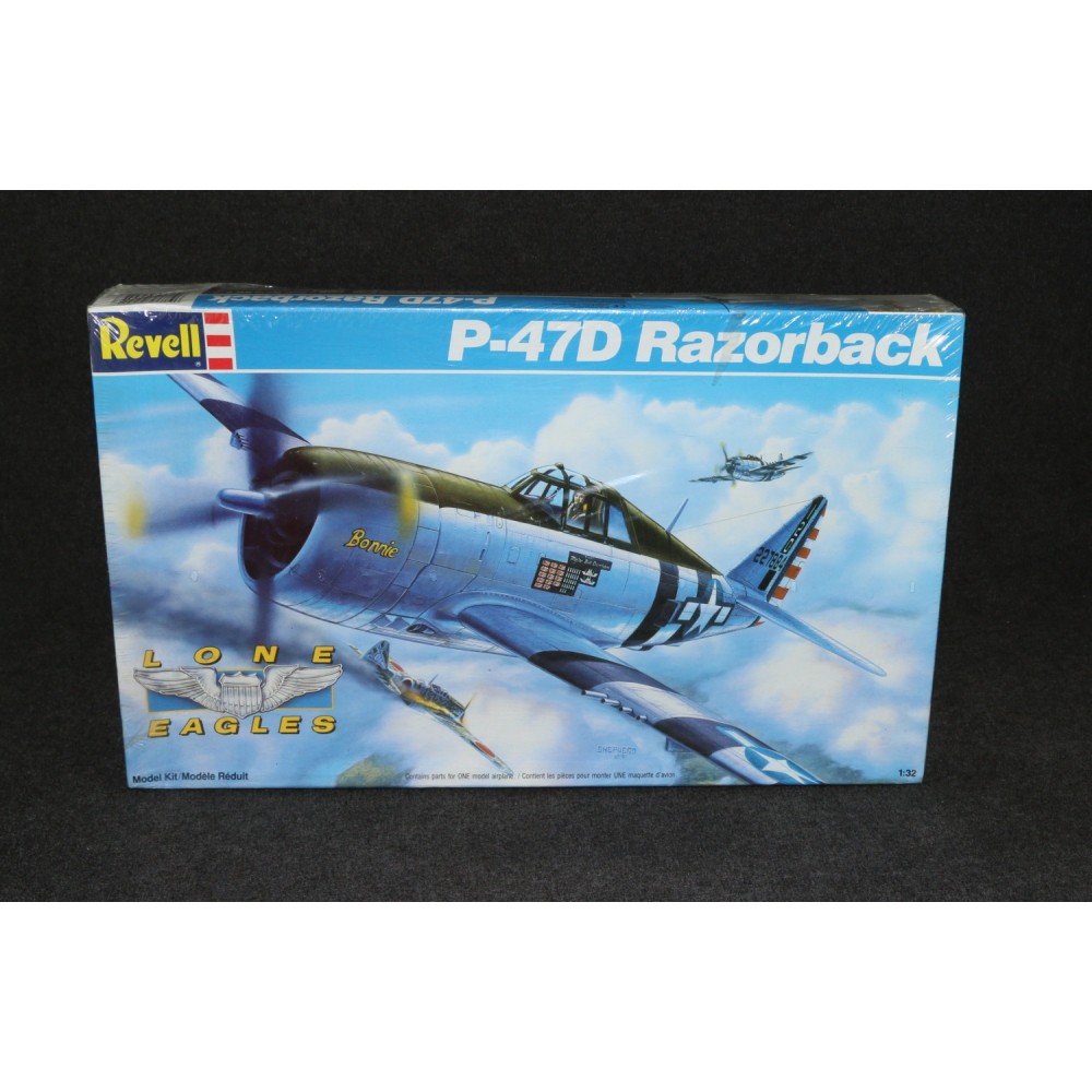 Revell Model Plane 1/32 P-47D Razorback Lone Eagles 1990 4554